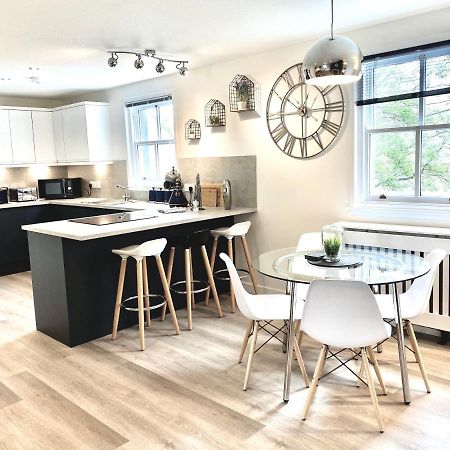 אורקני Stylish Central 2 Bedroom Apartment - Free Parking, Free Wifi מראה חיצוני תמונה