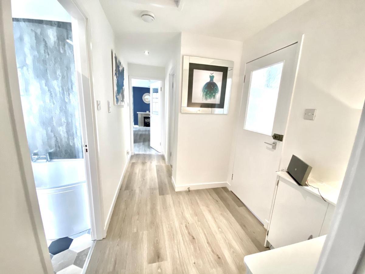 אורקני Stylish Central 2 Bedroom Apartment - Free Parking, Free Wifi מראה חיצוני תמונה