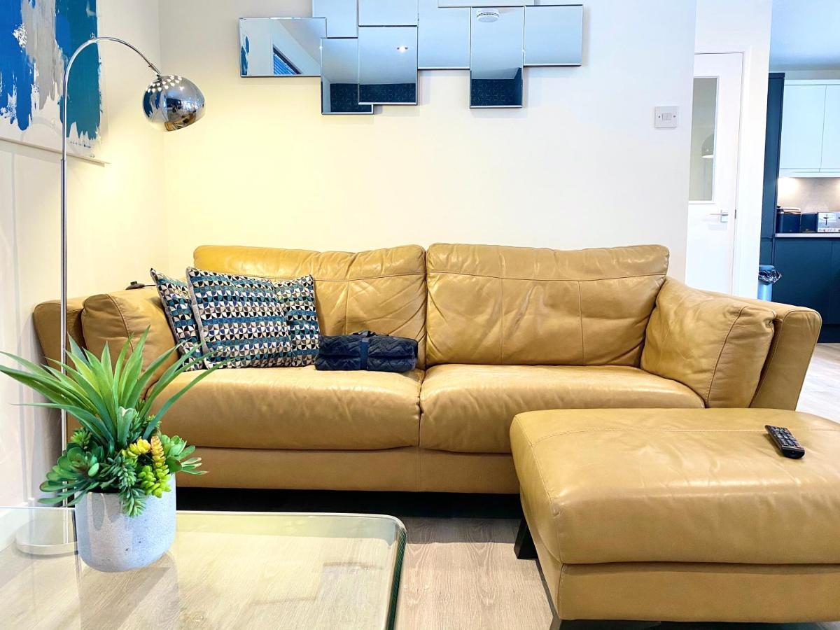 אורקני Stylish Central 2 Bedroom Apartment - Free Parking, Free Wifi מראה חיצוני תמונה