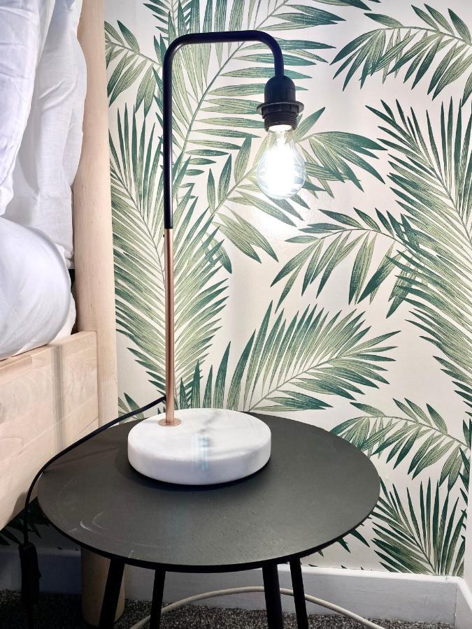 אורקני Stylish Central 2 Bedroom Apartment - Free Parking, Free Wifi מראה חיצוני תמונה